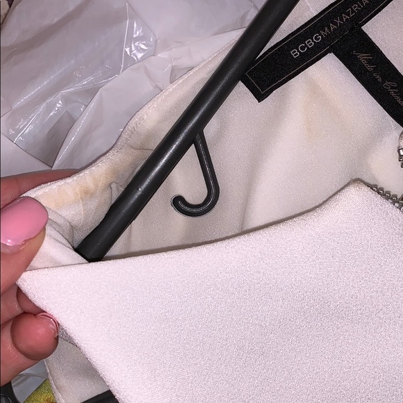 BCBG dress in size 02 - Picture 5 of 10